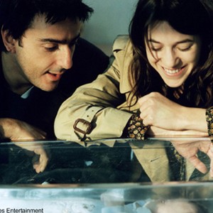 Yvan Attal as Yvan and Charlotte Gainsbourg as Charlotte photo 5