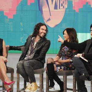The View, from left: Nicolle Wallace, Russell Brand, Rosie Perez, Rosie O'Donnell, 08/11/1997, ©ABC