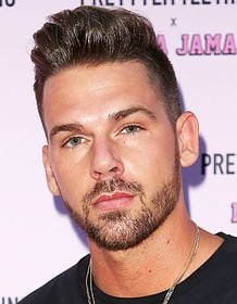 Joss Mooney - Rotten Tomatoes