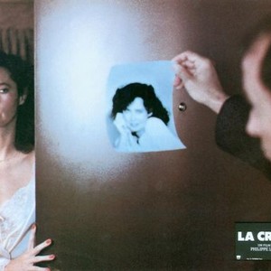 LA CRIME, (aka COVER UP), Dayle Haddon (left and in photograph), Claude Brasseur, 1983, © UGC