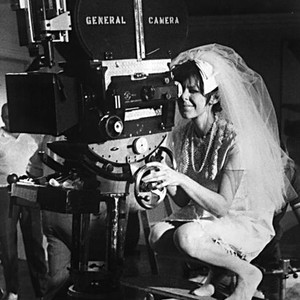 A NEW LEAF, Elaine May, directing a scene, 1971.