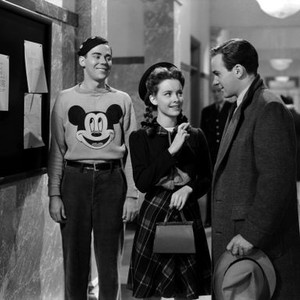 YOUNG IDEAS, from left: Elliott Reid, Susan Peters, Richard Carlson, 1943