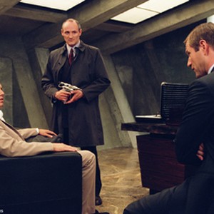 (Left to right) Ben Affleck as Jennings, Colm Feore as Wolfe and Aaron Eckhart as Rethrick  in "Paycheck." photo 7
