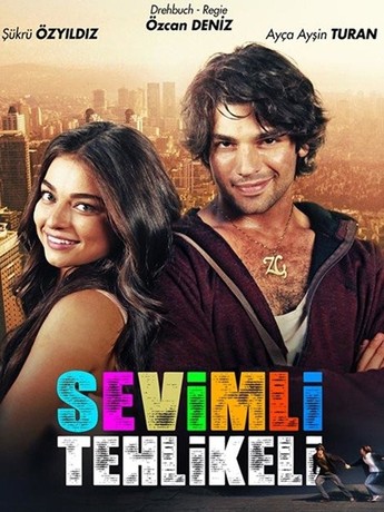 Ogil va onaning nudistlar sohilida jinsiy aloqada bolgan videolarini tomosha qiling.