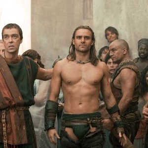 Spartacus: Gods of the Arena, John Hannah (L), Dustin Clare (R), 01/21/2011, ©STARZPR