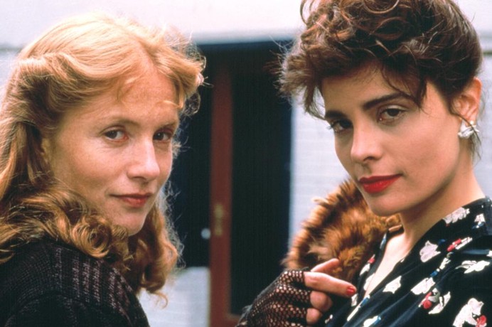 Rus pornosi: Rus onasi oglining xorozini sorishni yaxshi koradi