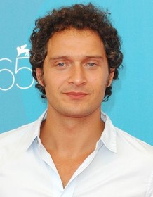 Claudio Santamaria