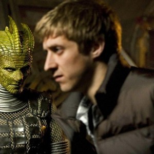 Doctor Who, Neve McIntosh (L), Arthur Darvill (R), 'The Beast Below', Season 5, Ep. #2, 04/10/2010, ©BBCAMERICA