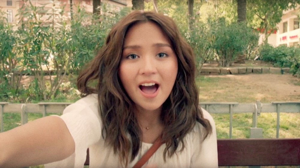 Kathryn Bernardo selfie