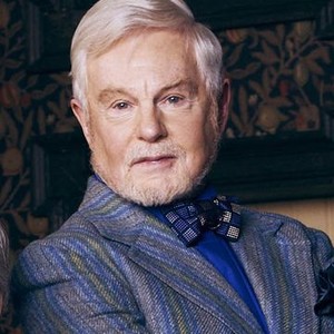 Derek Jacobi