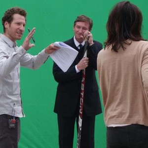 IN SEARCH OF GREATNESS, FROM LEFT: DIRECTOR GABE POLSKY, WAYNE GRETZKY, SVETLANA CVETKO, ON SET, 2018. © AOS