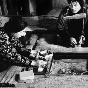 WOMAN IN THE DUNES, (aka SUNA NO ONNA), Kyoko Kishida, Eiji Okada, 1964