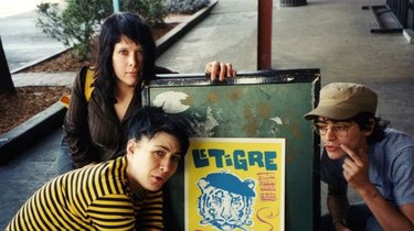(未使用･未開封品)Who Took the Bomp: Le Tigre on Tour [DVD] Amazon.com: Who Took the Bomp? Le Tigre on Tour : Le Tigre