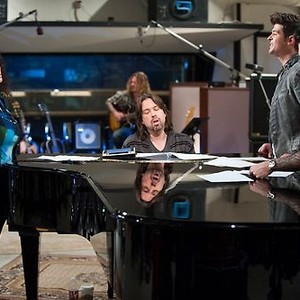 The Voice, from left: Kim Yarbrough, Paul Mirkovich, Robin Thicke, Adam Levine, 'The Battles, Week 2', Season 2, Ep. #7, 03/12/2012, ©NBC