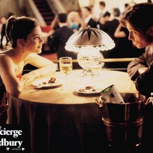 FOR LOVE OR MONEY, (aka LE CONCIERGE DU BRADBURY), from left: Gabrielle Anwar, Michael J. Fox, 1993, © Universal