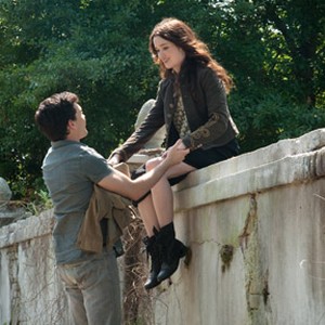 Alden Ehrenreich as Ethan Wate and Alice Englert as Lena Duchannes in "Beautiful Creatures." photo 8