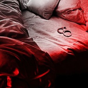 The Wrong Bed: Naked Pursuit - Rotten Tomatoes