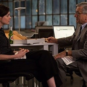 Anne Hathaway as Jules Ostin and Robert De Niro as Ben Whittaker in "The Intern." photo 12