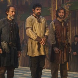 Marco Polo, Pierfrancesco Favino (L), Corrado Invernizzi (C), Lorenzo Richelmy (R), 'The Wayfarer', Season 1, Ep. #1, 12/12/2014, ©NETFLIX