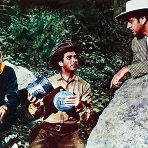 APACHE TERRITORY, Rory Calhoun (center), John Dehner (right), 1958