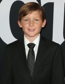 Ethan Tavares
