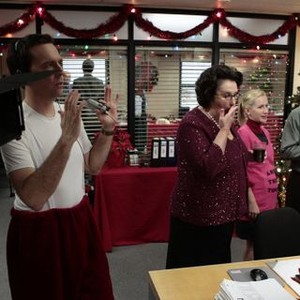 The Office, from left: Ed Helms, Phyllis Smith, Angela Kinsey, Oscar Nuñez, 'Christmas Wishes', Season 8, Ep. #10, 12/08/2011, ©NBC