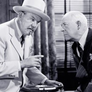 The Scarlet Clue (1945) photo 12