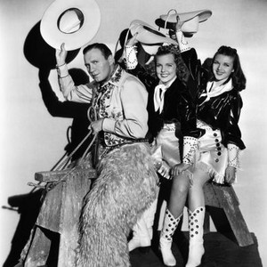 ARTISTS AND MODELS ABROAD, Jack Benny (front), 1938