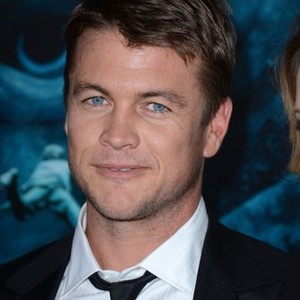 Luke Hemsworth at arrivals for IN THE HEART OF THE SEA Premiere, Jazz at Lincoln Center''s Frederick P. Rose Hall, New York, NY December 7, 2015. Photo By: Derek Storm/Everett Collection