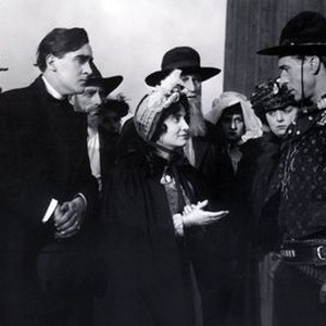 Hell's Hinges (1916)