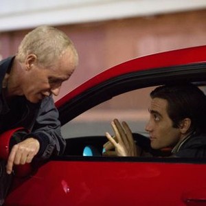 NIGHTCRAWLER, from left: director Dan Gilroy, Jake Gyllenhaal, on set, 2014. ph: Chuck Zlotnick/©Open Road Films