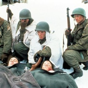 A MIDNIGHT CLEAR, Peter Berg, Ethan Hawke (3rd from l.), Gary Sinise, 1992. (c) Sovereign Pictures.