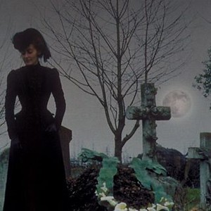 The Woman in Black (1989) photo 5