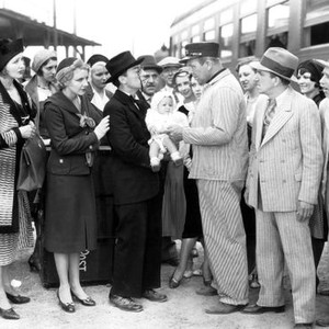 SPEAK EASILY, Hedda Hopper, Ruth Selwyn, Buster Keaton, Jimmy Durante (right, next to engineer), 1932