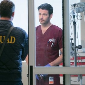 Chicago Med, Colin Donnell, 11/17/2015, ©NBC