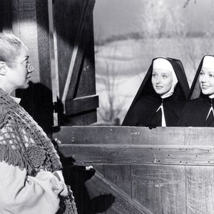 Come to the Stable (1949) photo 3