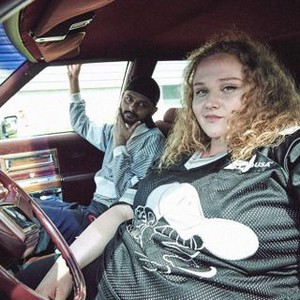 PATTI CAKE$, (AKA PATTI CAKES), FROM LEFT: SIDDHARTH DHANANJAY, DANIELLE MACDONALD, 2017. PH: ANDREW BOYLE/TM & COPYRIGHT © FOX SEARCHLIGHT PICTURES. ALL RIGHTS RESERVED.