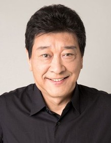 Tsutomu Isobe