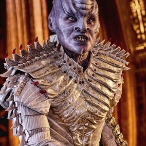 Mary Chieffo as L'Rell