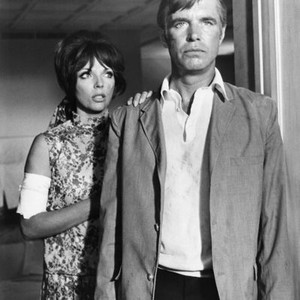 THE EXECUTIONER, Joan Collins, George Peppard, 1970