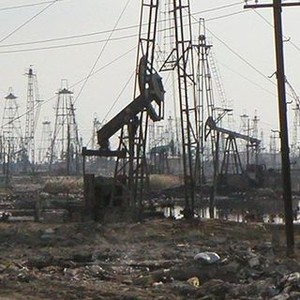 Oil Crash (2006) photo 3