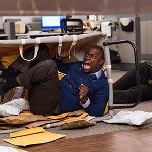 Kevin Hart as Calvin in "Central Intelligence." photo 10