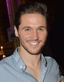 Jules Dousset Rotten Tomatoes 905648 V9 Aa 