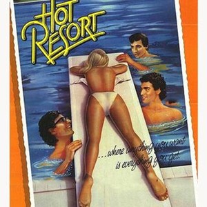 Hot Resort (1985) photo 10