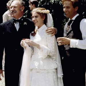 WYATT EARP, from left, Gene Hackman, Mare Winningham, Kevin Costner, 1994, ©Warner Bros.