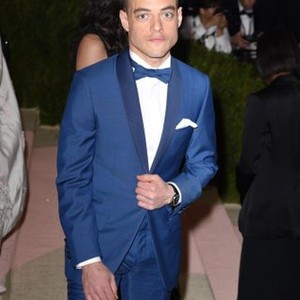 Rami Malek at arrivals for Manus x Machina: Fashion in an Age of Technology Opening Night Costume Institute Annual Gala, Metropolitan Museum of Art, New York, NY May 2, 2016. Photo By: Derek Storm/Everett Collection