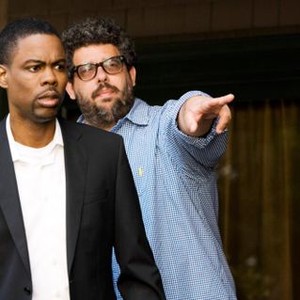 DEATH AT A FUNERAL, from left: Chris Rock, director Neil LaBute, on set, 2010. ph: Phil Bray/©Screen Gems