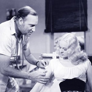 Isle of Missing Men (1942) photo 7