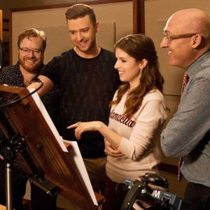 TROLLS, from left: co-director Walt Dohrn, Anna Kendrick, Justin Timberlake, director Mike Mitchell in the recording studio at DreamWorks Animation in Glendale, California, 2016. ph: Jason Bush/TM & copyright © 20th Century Fox Film Corp. All Rights reserved.