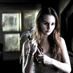 Haunt (2014) photo 7
